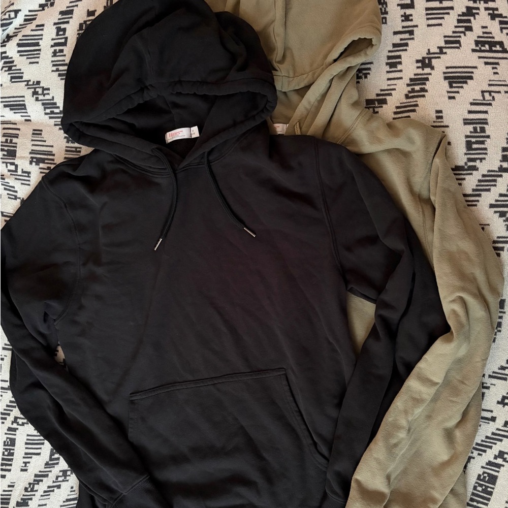 Hanes Sweatshirts bundle size Men’s Medium